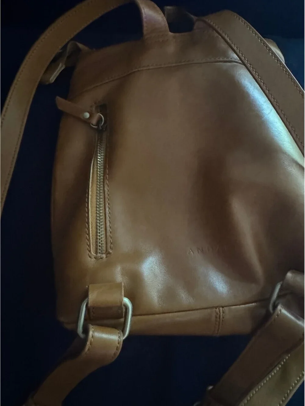 Andar tan leather